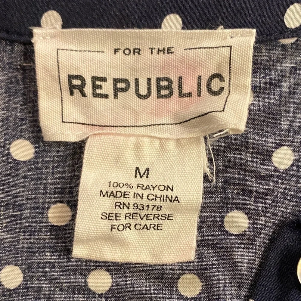 For the Republic Polka Dot Sleeveless Ruffle High Low Top Size M 100% Rayon - Picture 8 of 12